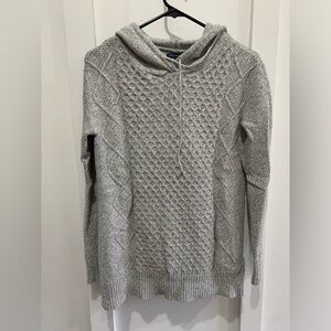 American eagle knit sweater with hood